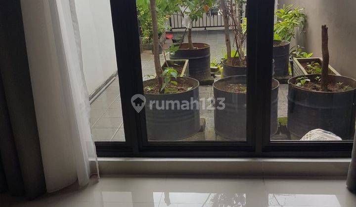 Rumah mewah terawat siap huni. Rapi tanpa ada bocor Rumah 2