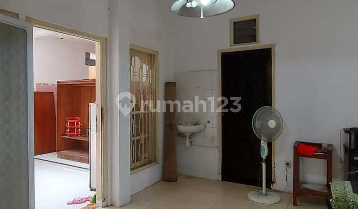 Rumah Siap Huni Jakrta Selatan .daerah Lebak Bulus . 2