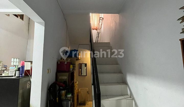 Rumah Cantik Siap Huni Lokasi Strategis Cipondoh  2