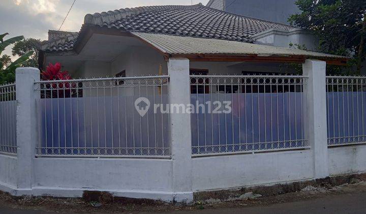 Dijual rumah besar siap huni dengan harga murah di Cipageran  1