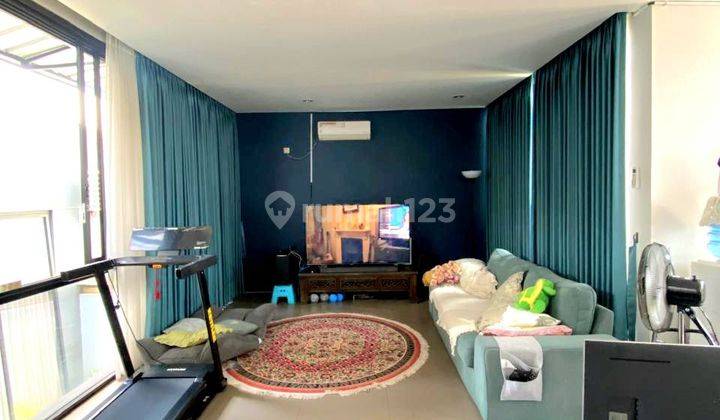 Rumah Modern Industrial Dalam Town House Di Lebak Bulus  2