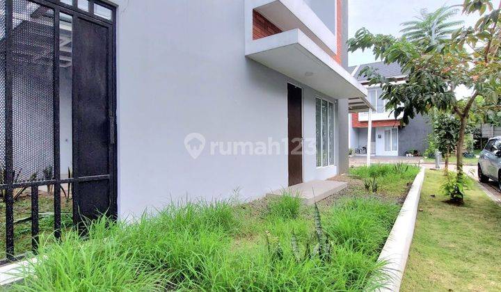 Rumah Modern 2 Lantai Posisi Hoek Di Bintaro Jaya 1