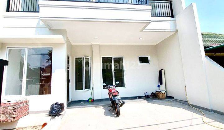 Rumah Bangun Sendiri Kamar Utama Luas Di Bsd  1