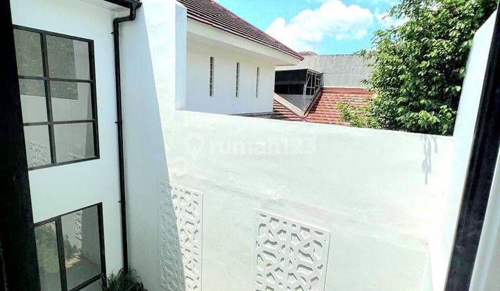 Rumah Full Renovasi Kamar Tidur Besar Dalam Cluster Di Bsd 2