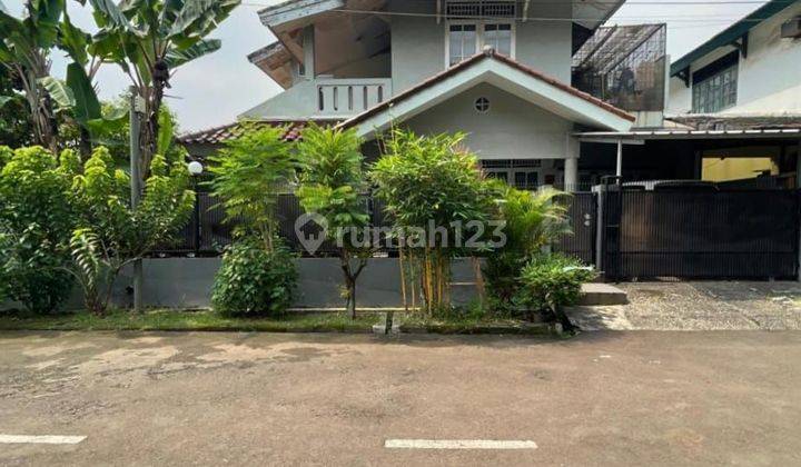 Rumah Standart Cocok Untuk Usaha Di Bintaro Jaya 1