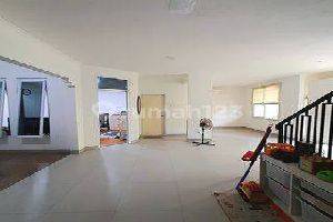 foto lainnya rumah renovasi halaman depan luas