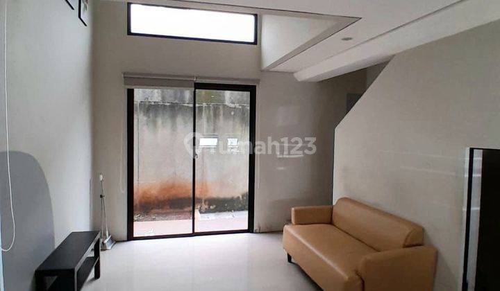 Rumah Modern Minimalis Cluster One Gate Di Ciputat 2