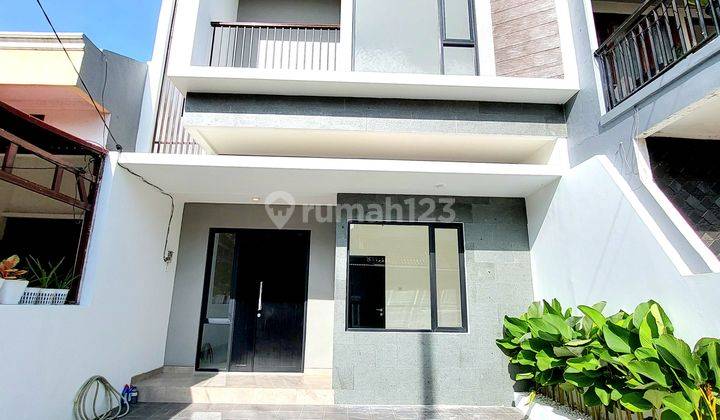 Rumah Baru Bangun Sendiri Ceiling Tinggi Di Graha Bintaro 1