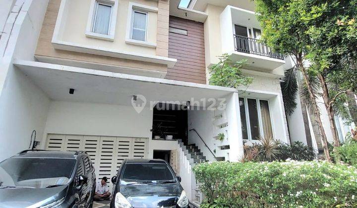 Rumah Town House Siap Huni Dengan Kolam Renang Pribadi Dekat Mrt Di Cipete 1