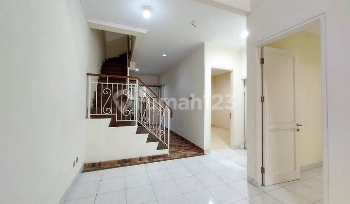 Rumah Murah Shm 2 Lantai Dekat Tol Bsd Jakarta Di Cluster Neo Catalonia Nusaloka Bsd City 