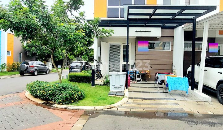 Rumah HOOK bagus 2 lantai, SIAP HUNI, sudah renovasi, hadap Selatan di Symphonia Gading Serpong 2