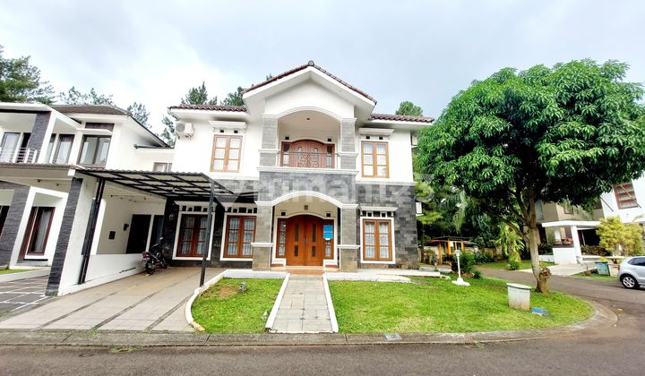 2-Story House 4 Bedrooms Ready to Occupy Near Toll Access Serpong Bintaro and KRL Station in Cluster Versailles Bsd City 2-Story House 4 Bedrooms Ready to Occupy Near Toll Access Serpong Bintaro and KRL Station in Cluster Versailles Bsd City