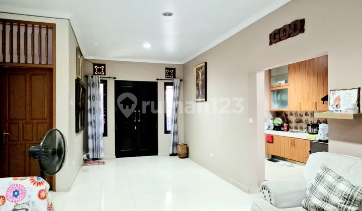 Rumah Siap Huni Bagus Strategis Buka Usaha Jalan Ramai 2 Lantai di Villa Melati Mas Serpong Bsd 2