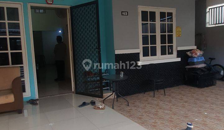 RUMAH 2 LANTAI SIAP HUNI 1