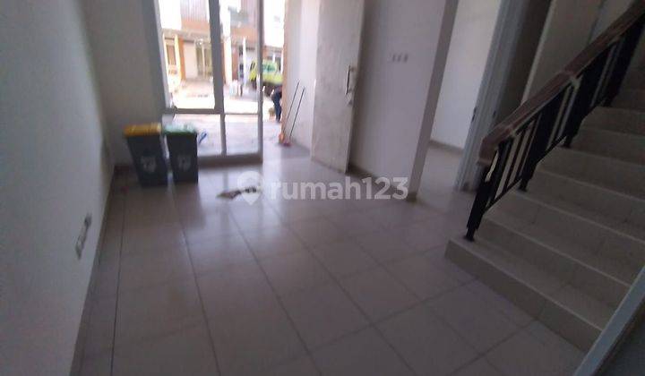 RUMAH 2 LANTAI SIAP HUNI 2