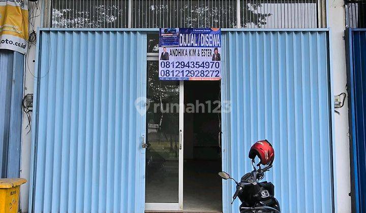 Jual Ruko 3 Lantai Siap Usaha 1