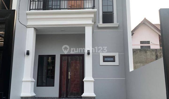 Jual Rumah 2 Lantai Siap Huni 1