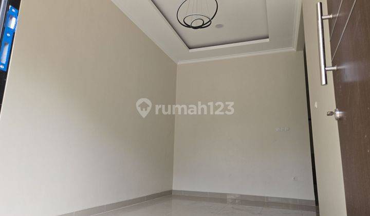 Jual Rumah Baru 2 Lantai Siap Huni 2