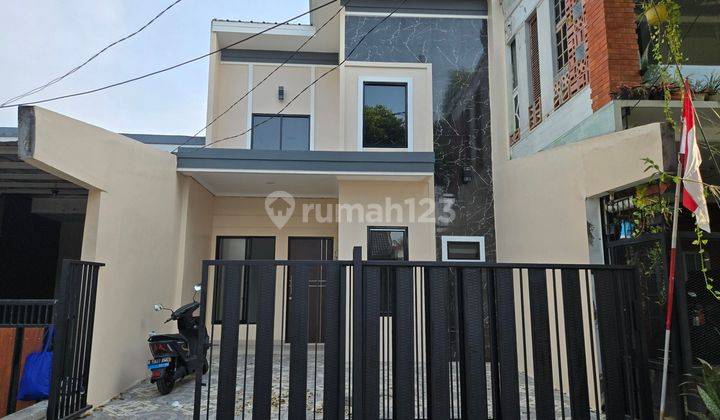 Rumah 2 Lantai Siap Huni 1