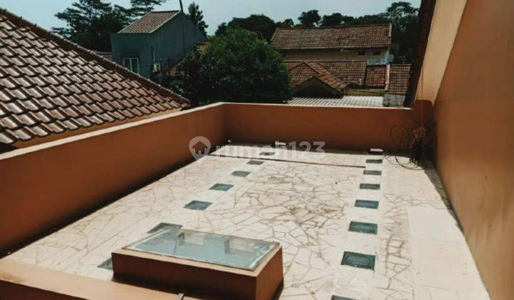 Rumah Bagus Langsung Huni di Kencana Loka di Jual Cepat 2