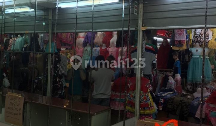 Dijual Sangat Cepat Kios di Tanah Abang Jakarta Dijual Sangat Cepat Kios di Tanah Abang Jakarta