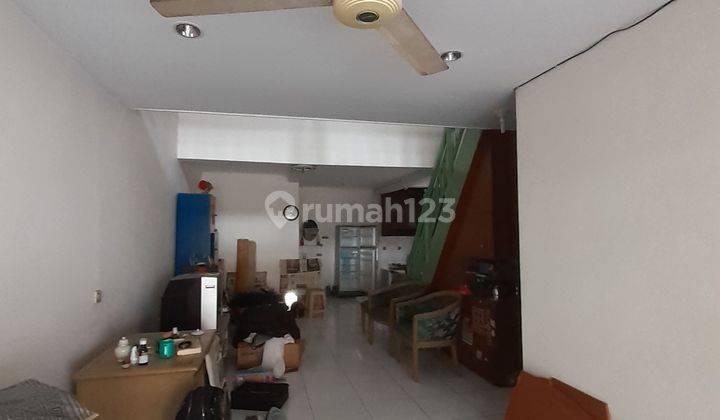 Unit Langka Kamar 6 Rumah 2.5 Lt Ada Ruang Karaoke Dekat Stasiun  1