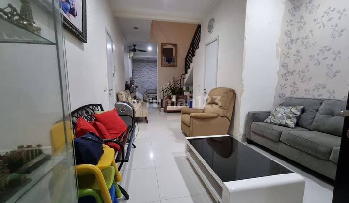 Rumah minimalis 2 lantai furnish full renovasi dekat kampus 2