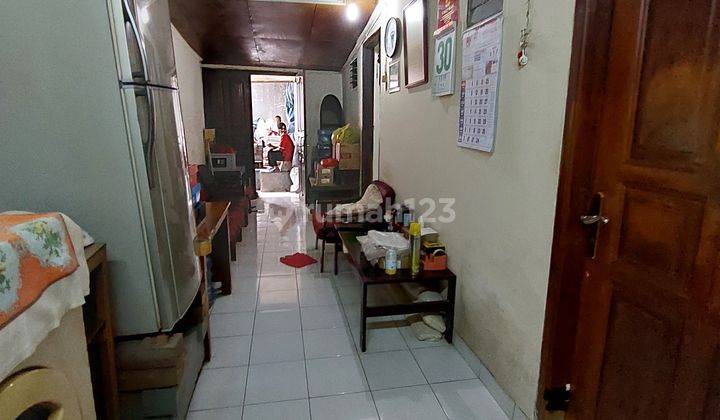 Rumah lama dekat sudirman selangkah ke jalan raya  2