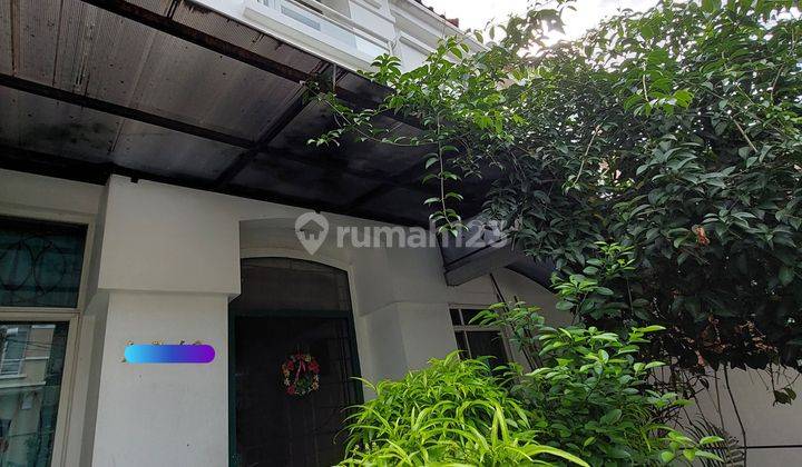 Rumah di TSI 2 lt full rapi siap huni dekat mall puri indah 1