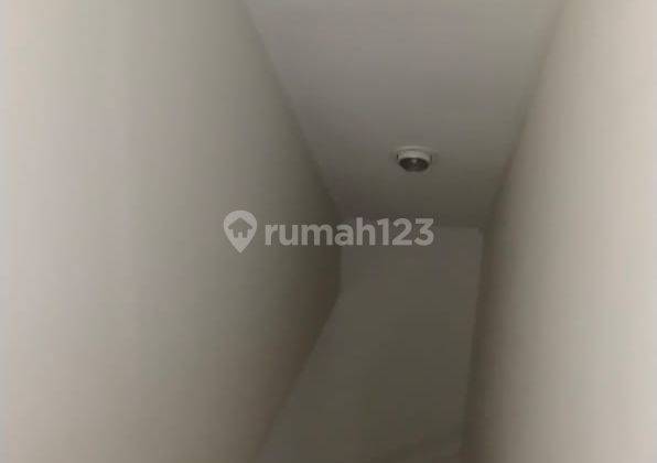 Obrall Rumah 2 lt full bangunan kamar 4 harga masih negooo 2