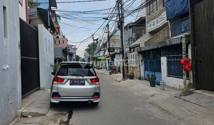 Rumah tua di jembatan gambang 3 lantai dekat perkantoran 2