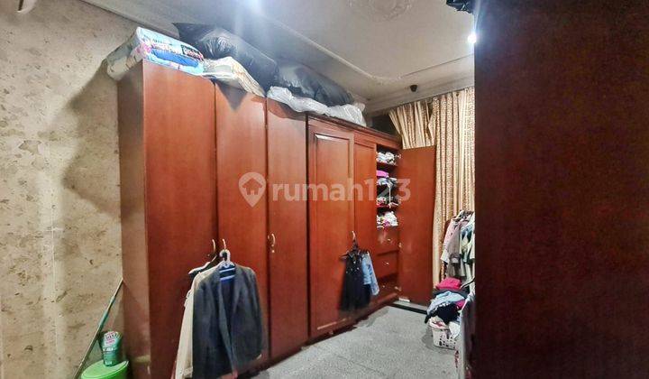 Rumah 2 lt hook hadap barat selatan carport 3 dekat sekolah dll 2