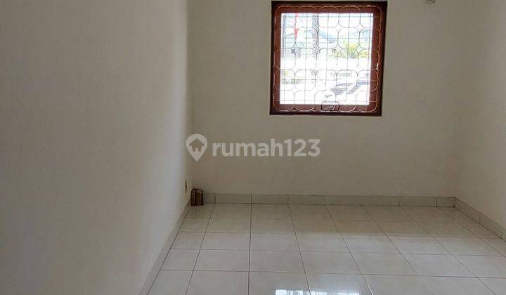 Rumah Baru 4 Kamar Dekat Sekolah Perkantoran Stasiun 2