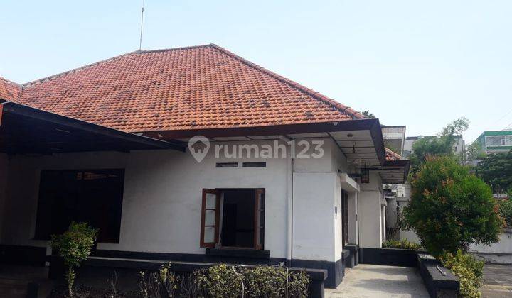 Dijual Rumah Tua di Jl. Biliton Surabaya Hitung Tanah Saja  2