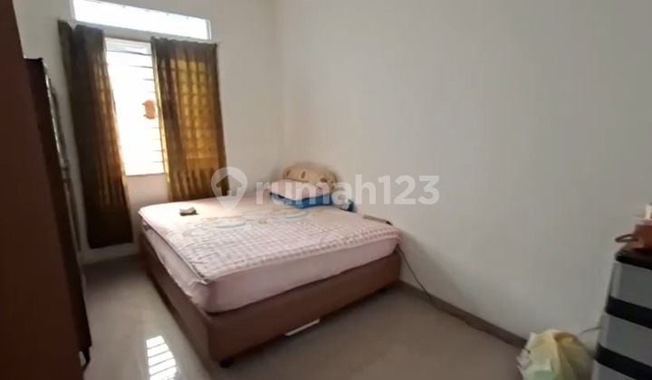 Dijual Murah Rumah di Villa Melati Mas 2