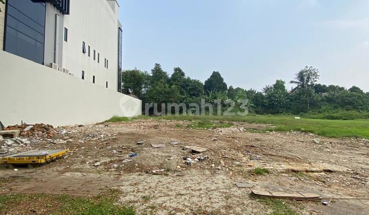 Kavling Komersial Depan Hotel Ibis BSD City