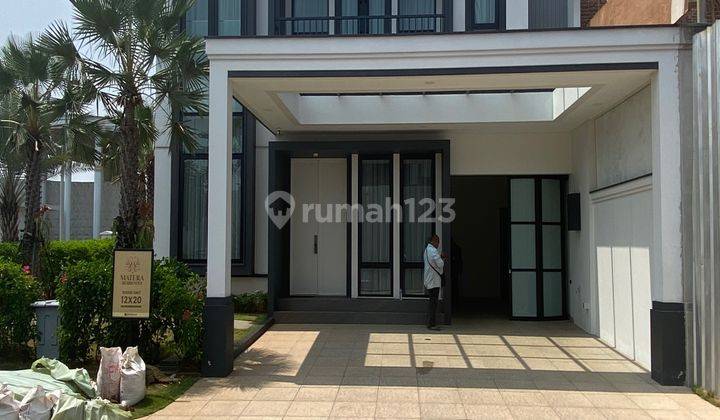 Rumah Mewah 2 Lantai di Matera, Gading Serpong 