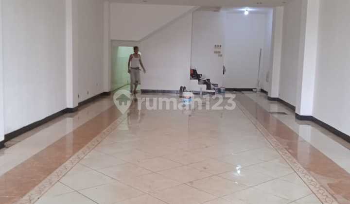 Ruko 4 Lantai di Jalan Raya Serpong, Tangerang Selatan