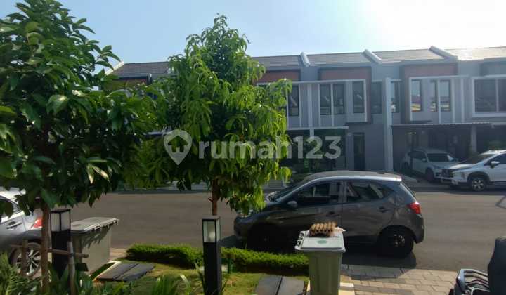 Rumah Bagus Semi Furnished Cluster Baroni, Gading Serpong
