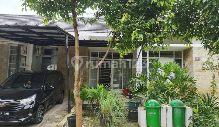 Rumah 2 Lantai di Perumahan Serpong Natura City