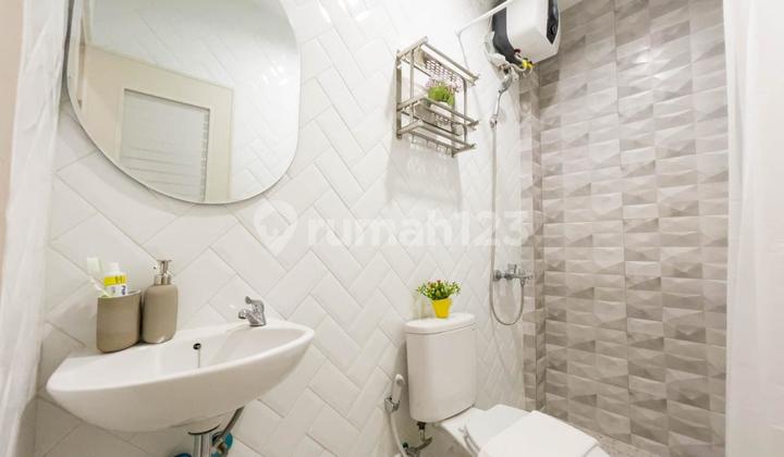 Quick Sale Exclusive Boarding House in Mangga Besar, West Jakarta 2