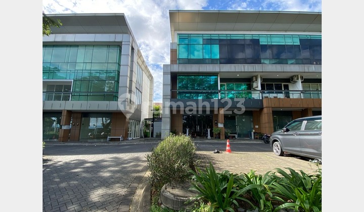 FOR SALE 3-STORY SHOPHOUSE IN ICON BUSINESS PARK 3, BSD 2