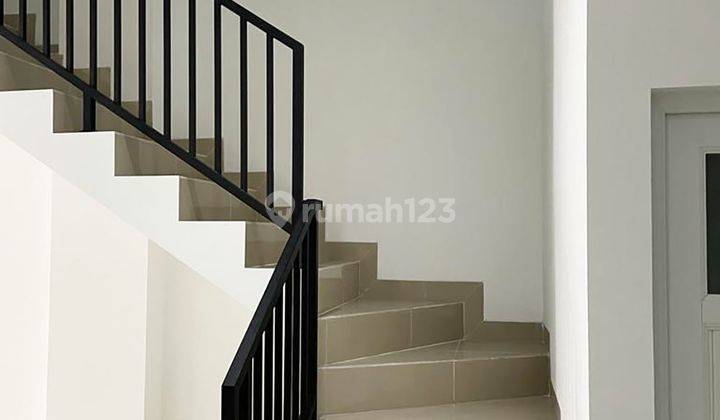Ruko Baru 1 Unit Lebar 5meter SHM Jarang Ada di Nusa Loka M368