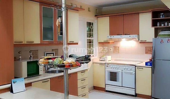 Rumah 2 Lantai 4 Kamar Rapi Terawat Dekat Ke German Center di Taman Provence Pr5 1