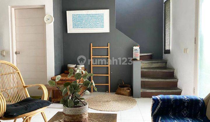 Rumah 2 Lantai 3 Kamar Sudah Renovasi di Royal Serpong Village Da8 3