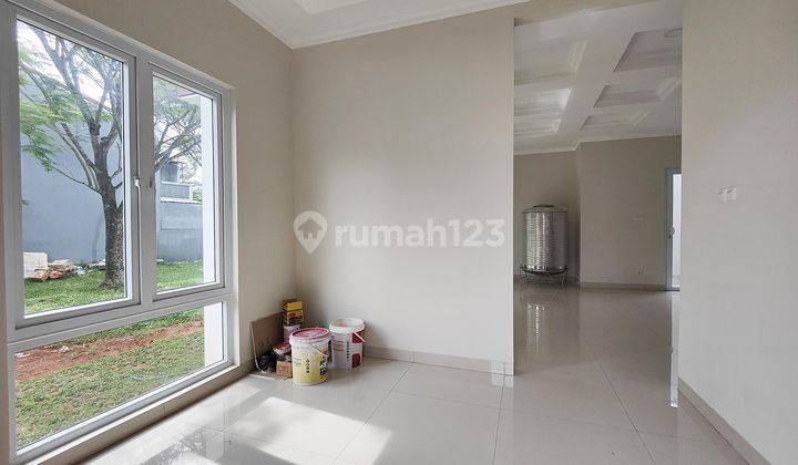 Rumah Hoek Bangunan Mandiri Layout Bagus 4 Kamar di The Icon M323