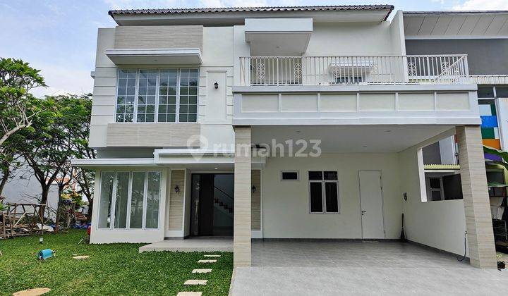 Rumah Hoek 2 Lantai 5 Kamar Tidur Sedang Dibangun di The Icon M348