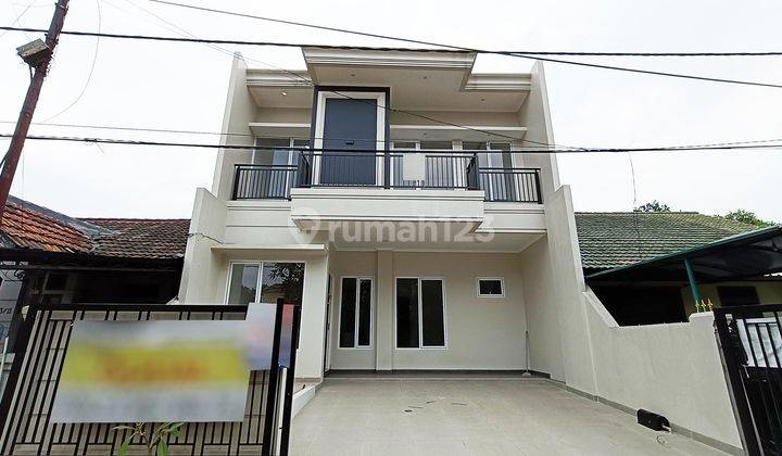 Turun Harga Rumah Baru 2 Lantai Modern Minimalis Siap Huni 4 Kamar di Griya Loka Bsd M497 1