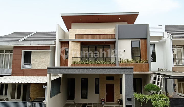 Rumah BARU 2 lantai Tropical Modern Cantik 4 Kamar Siap Huni Dekat Pintu Tol di BSD M656