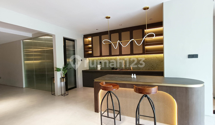 Rumah Estetik Artistik Full Furnished 3+ Kamar Tidur Siap Huni di Alam Sutera M653 Rumah Estetik Artistik Full Furnished 3+ Kamar Tidur Siap Huni di Alam Sutera M653